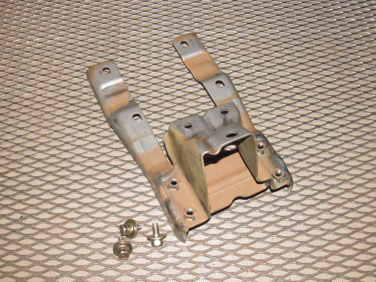 94 95 96 97 Mitsubishi 3000GT OEM Steering Column Mounting Bracket