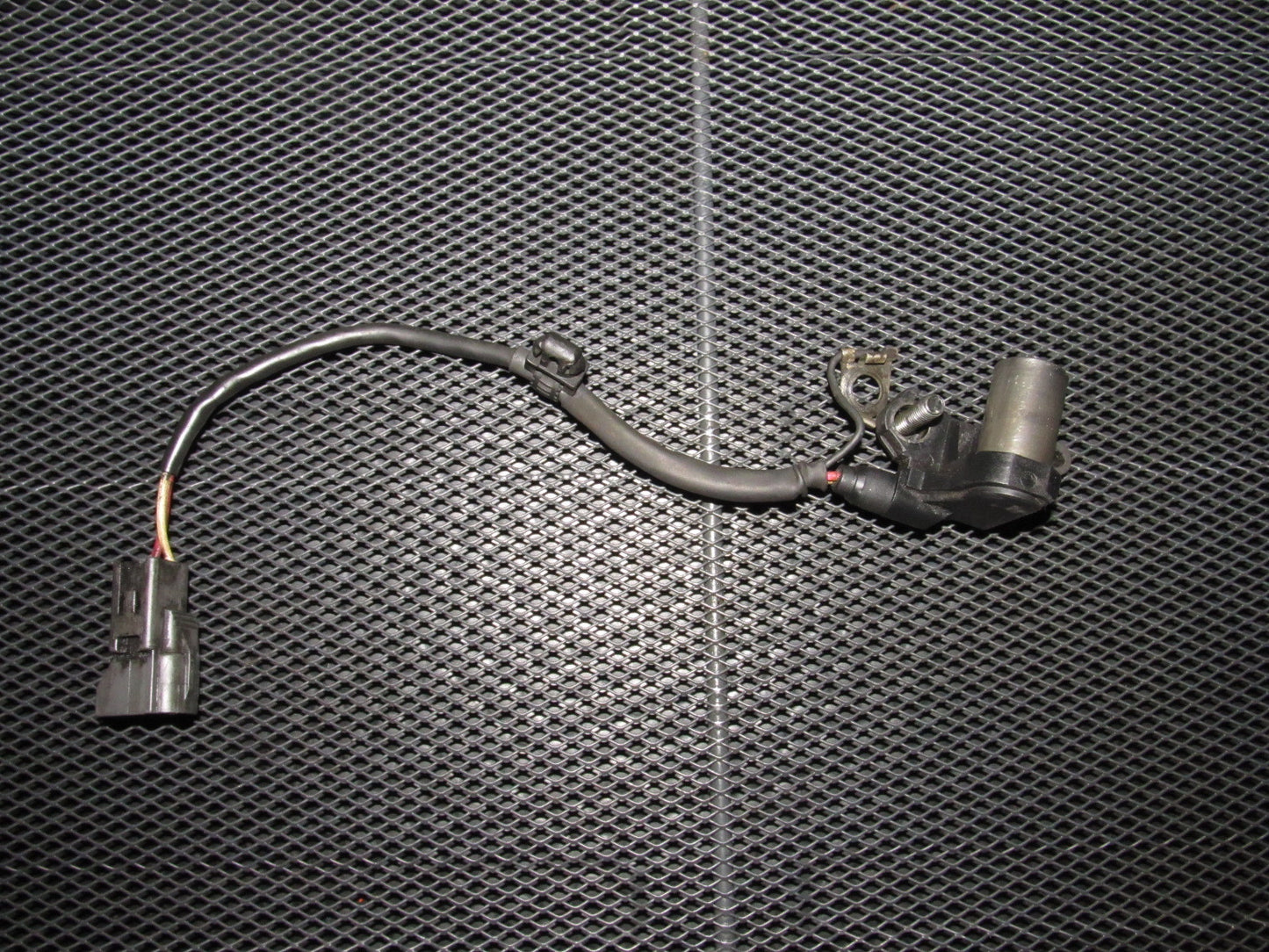 94 95 96 97 98 99 Toyota Celica OEM 2.2L Crankshaft Position Sensor