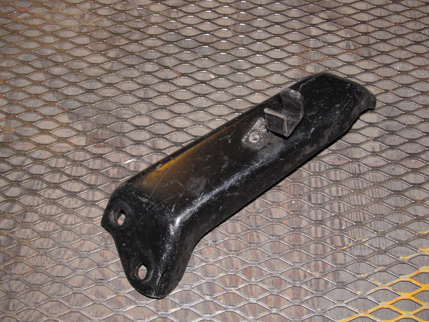 88 89 90 91 Honda CRX DX 1.5L Intake Manifold Mounting Bracket