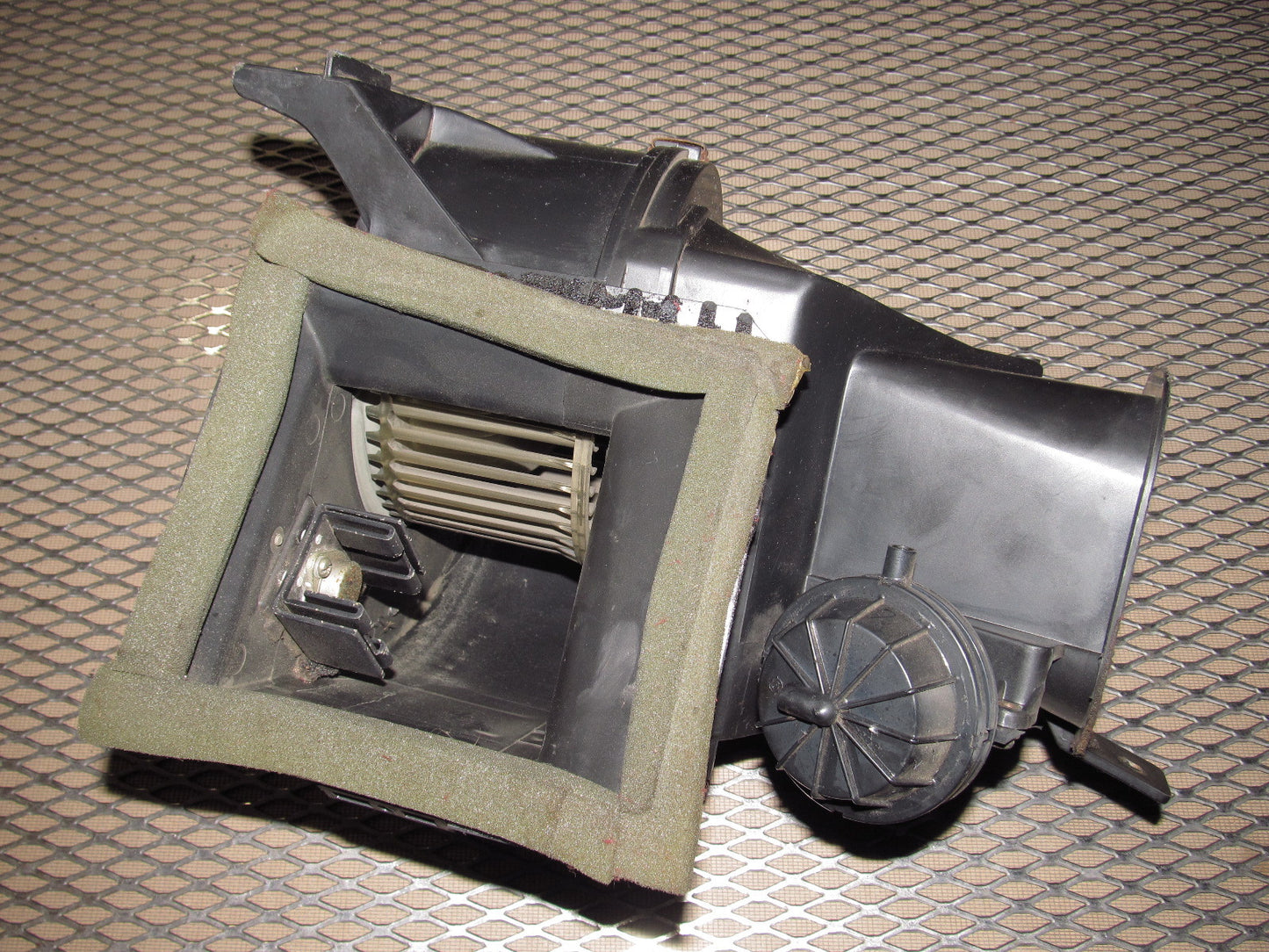 79 80 Datsun 280zx OEM A/C Heater Blower Motor & Box