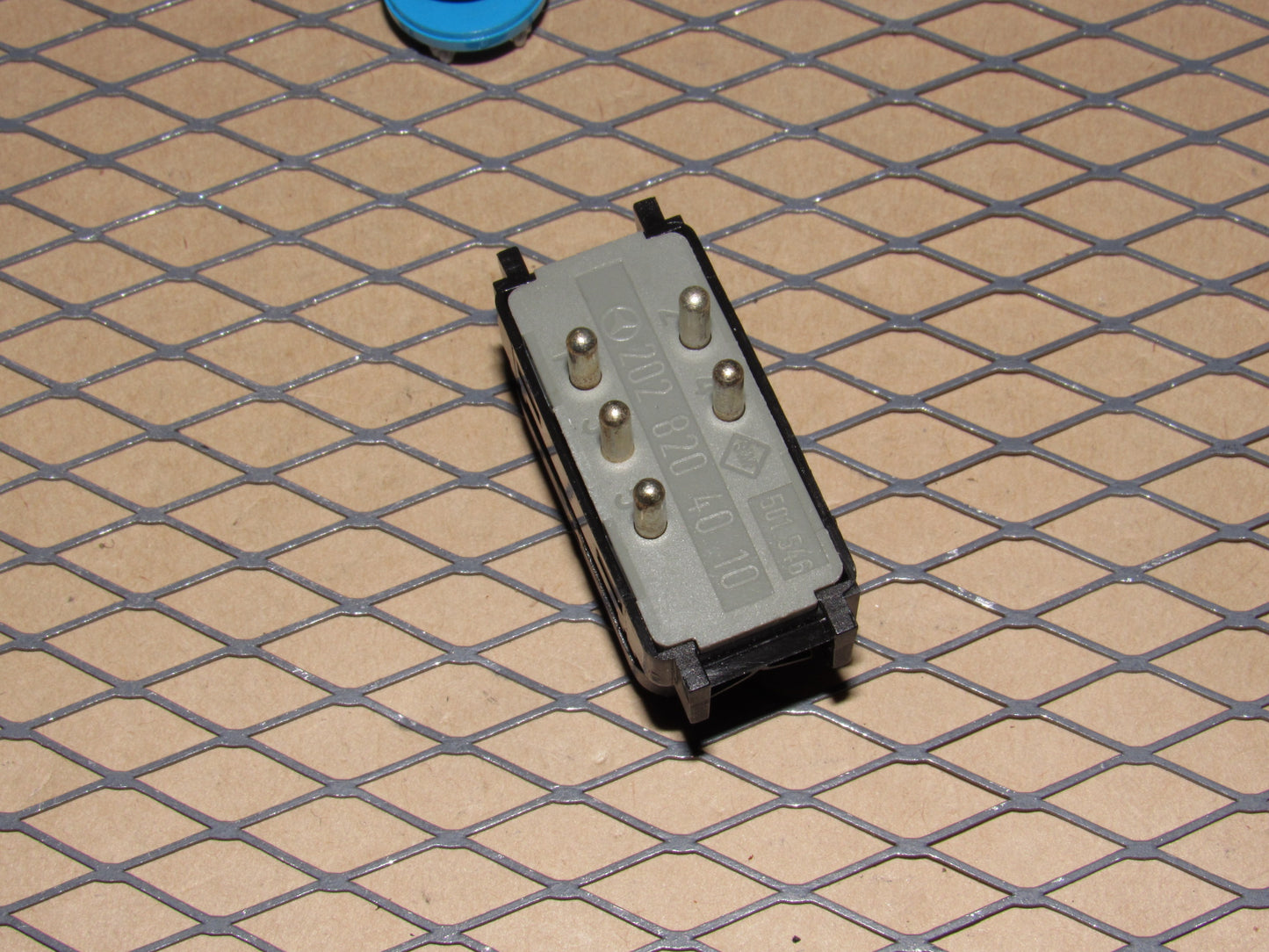 94 95 Mercedes S600 OEM Dash Central Power Door Lock Switch