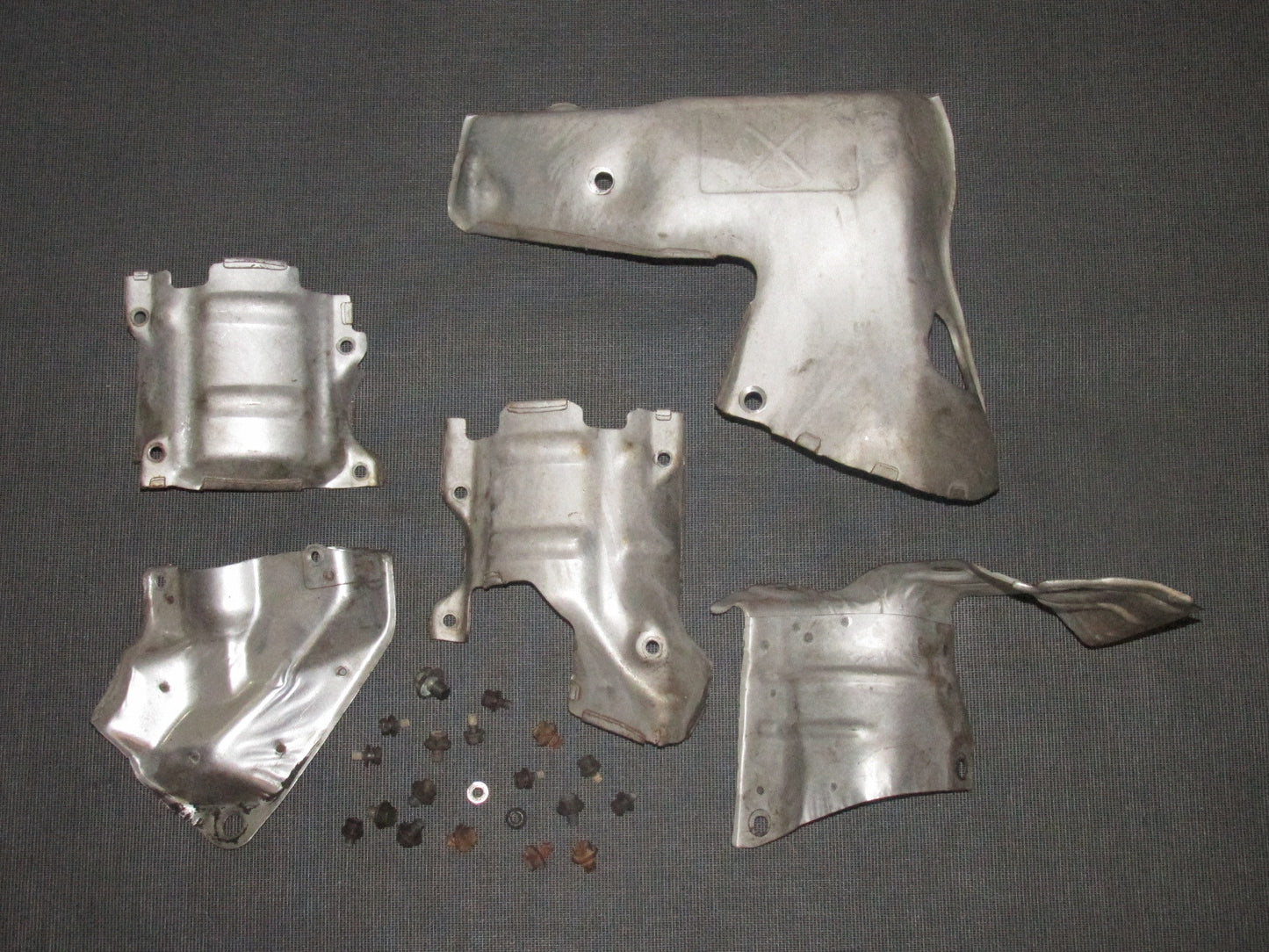 94 95 96 97 98 99 Toyota Celica OEM 2.2L 5SFE Exhaust Manifold Heat Shield