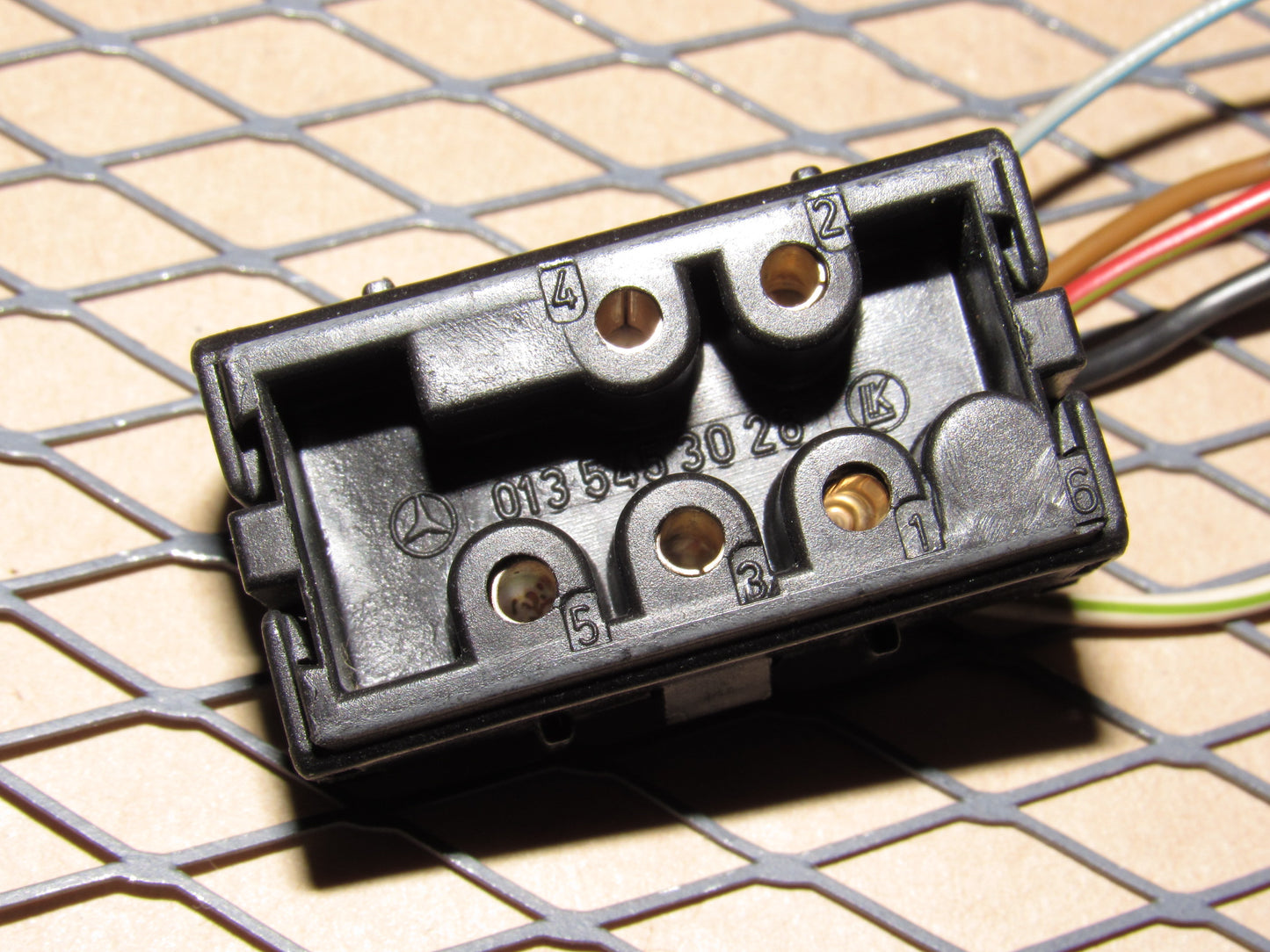 94 95 Mercedes S600 OEM Dash Central Power Door Lock Switch Pigtail Harness