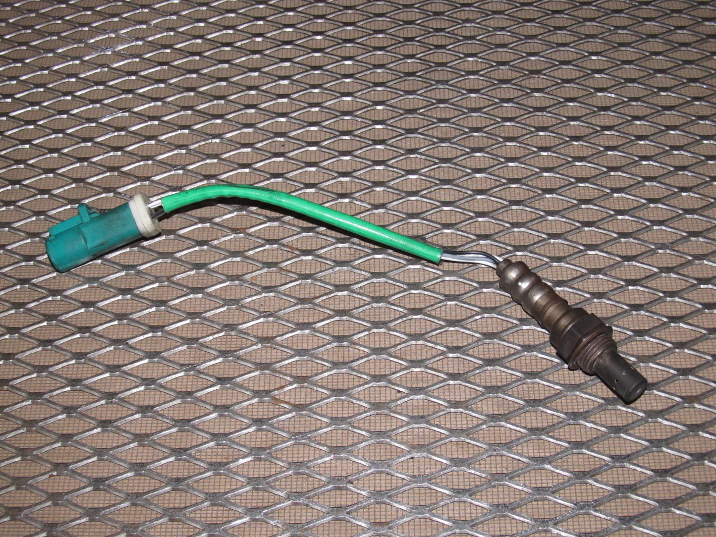 99-04 Ford Mustang 3.8L V6 OEM O2 Oxygen Sensor