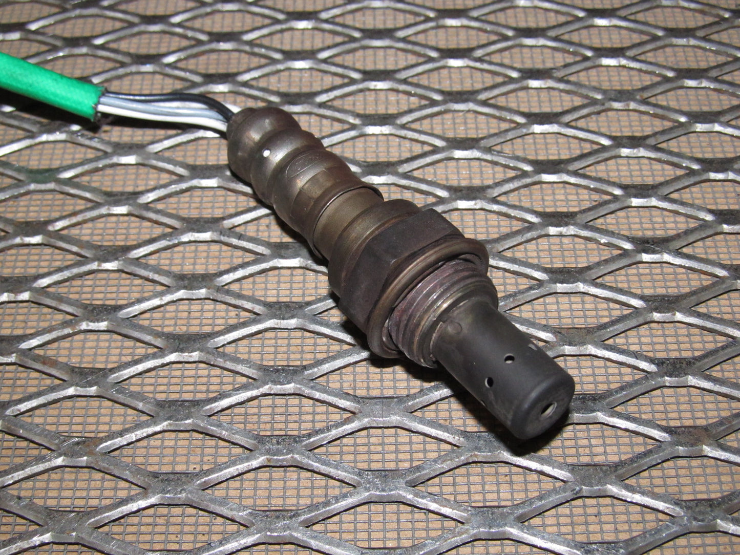 99-04 Ford Mustang 3.8L V6 OEM O2 Oxygen Sensor