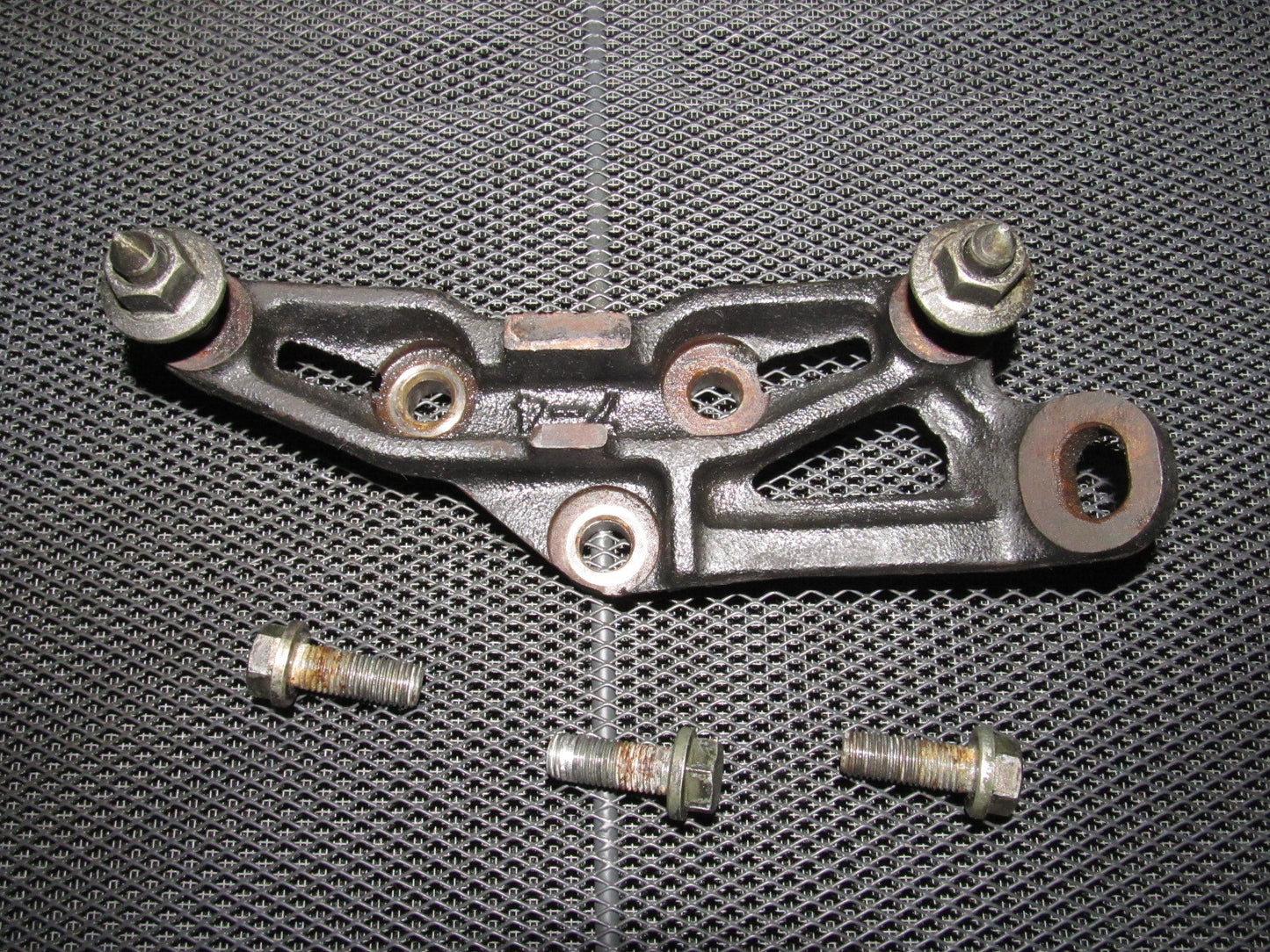 94 95 96 97 98 99 Toyota Celica OEM 2.2L Motor Mount Bracket - Left