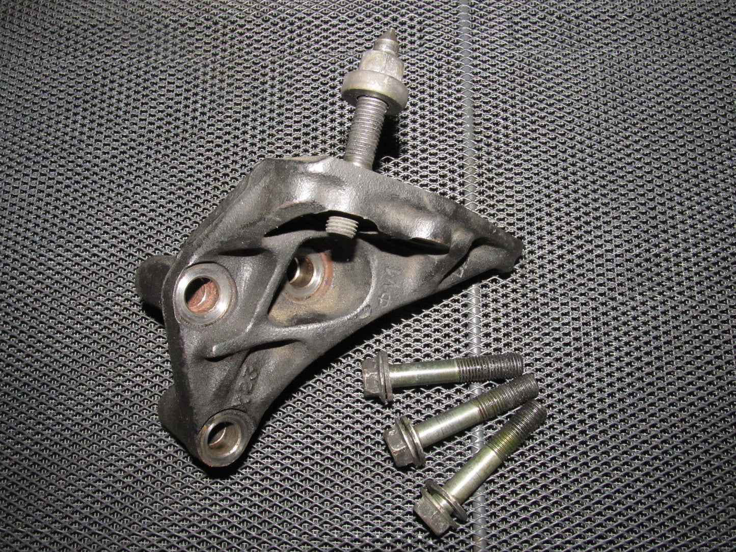 94 95 96 97 98 99 Toyota Celica OEM 2.2L Motor Mount Bracket - Right