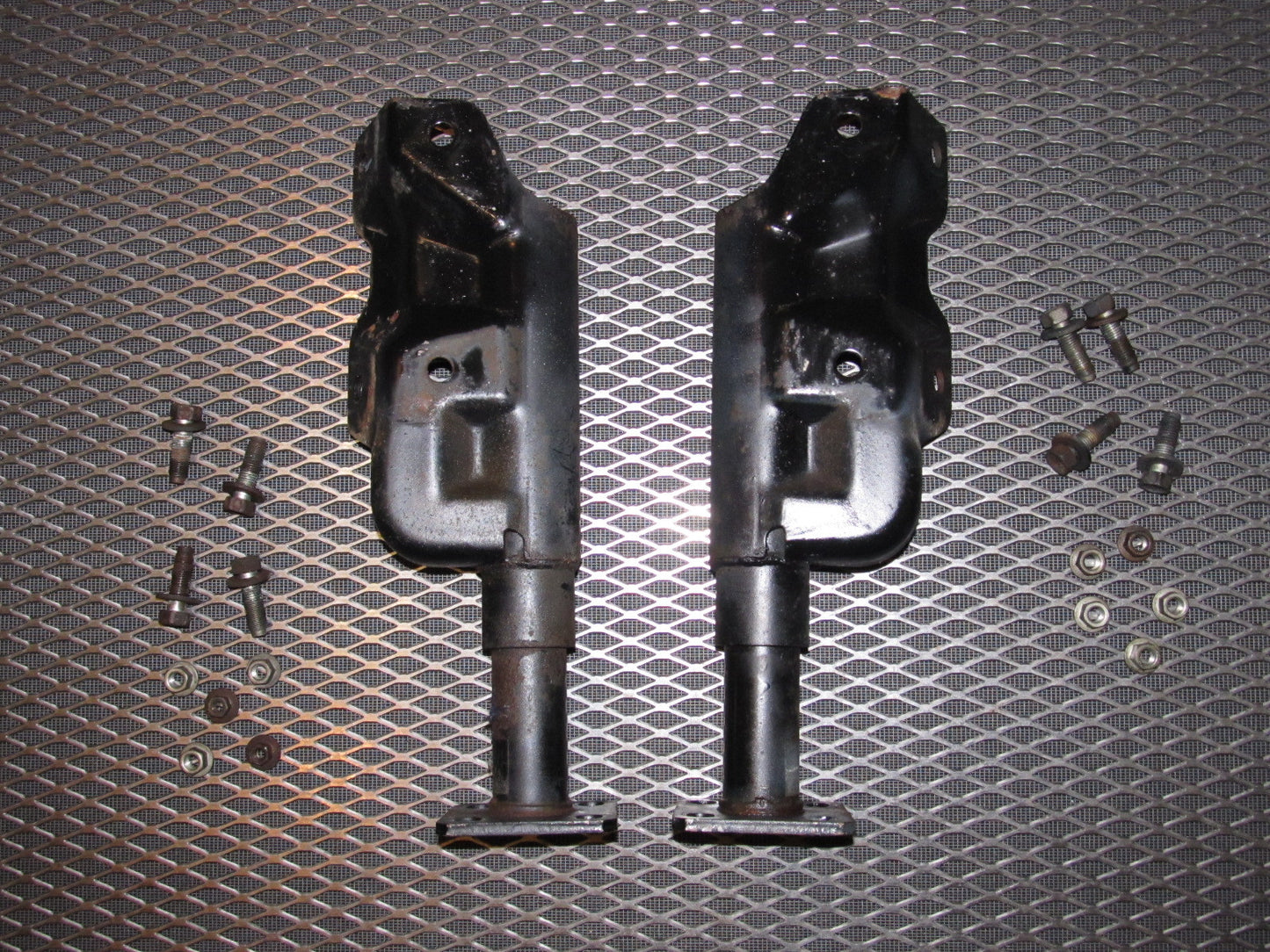 81 82 83 Datsun 280zx OEM Front Bumper Reinforcement Bracket Set