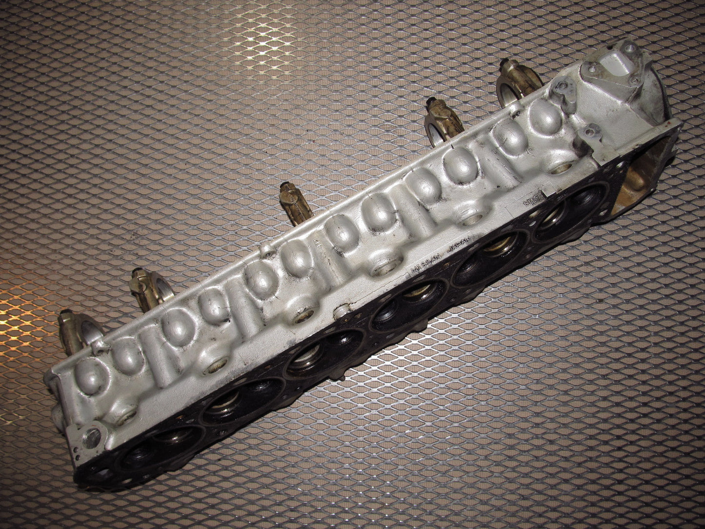 79 80 Datsun 280zx OEM Engine Cylinder Head