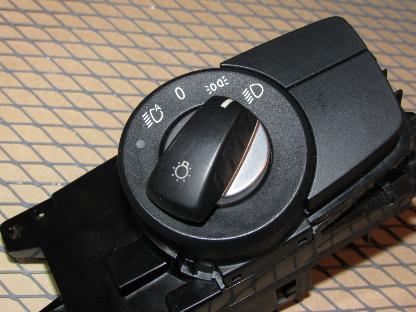 09 10 11 12 13 14 15 16 BMW Z4 OEM Headlight Switch