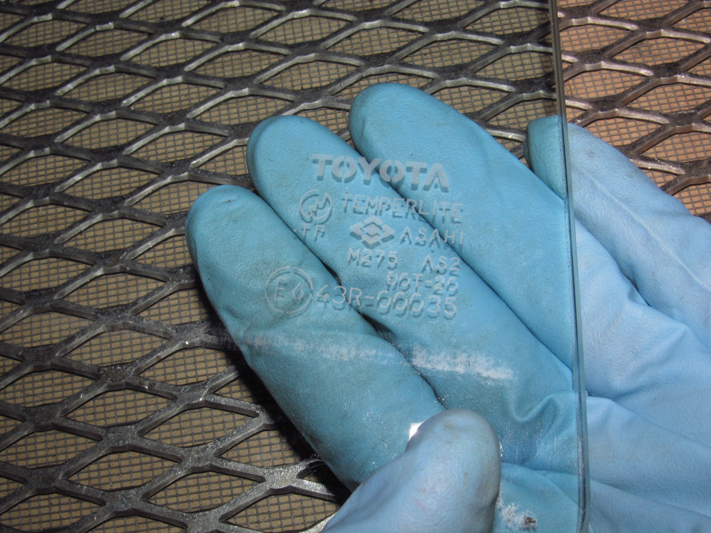 87 88 89 Toyota MR2 OEM Window Glass - Left