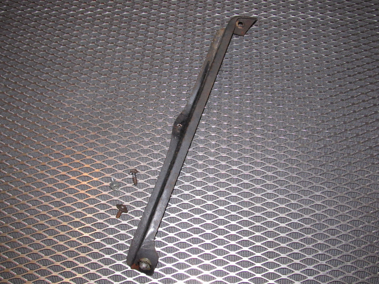 81 82 83 Datsun 280zx OEM Front Bumper Reinforcement Center Bracket