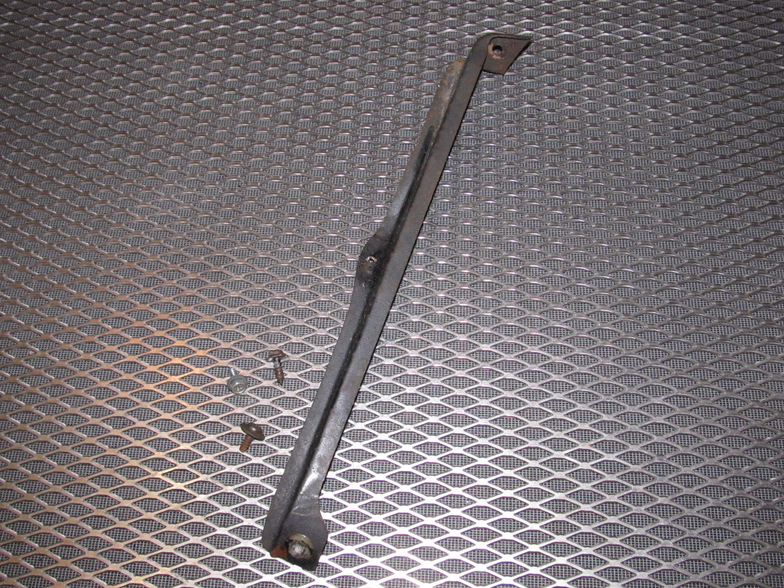 81 82 83 Datsun 280zx OEM Front Bumper Reinforcement Center Bracket