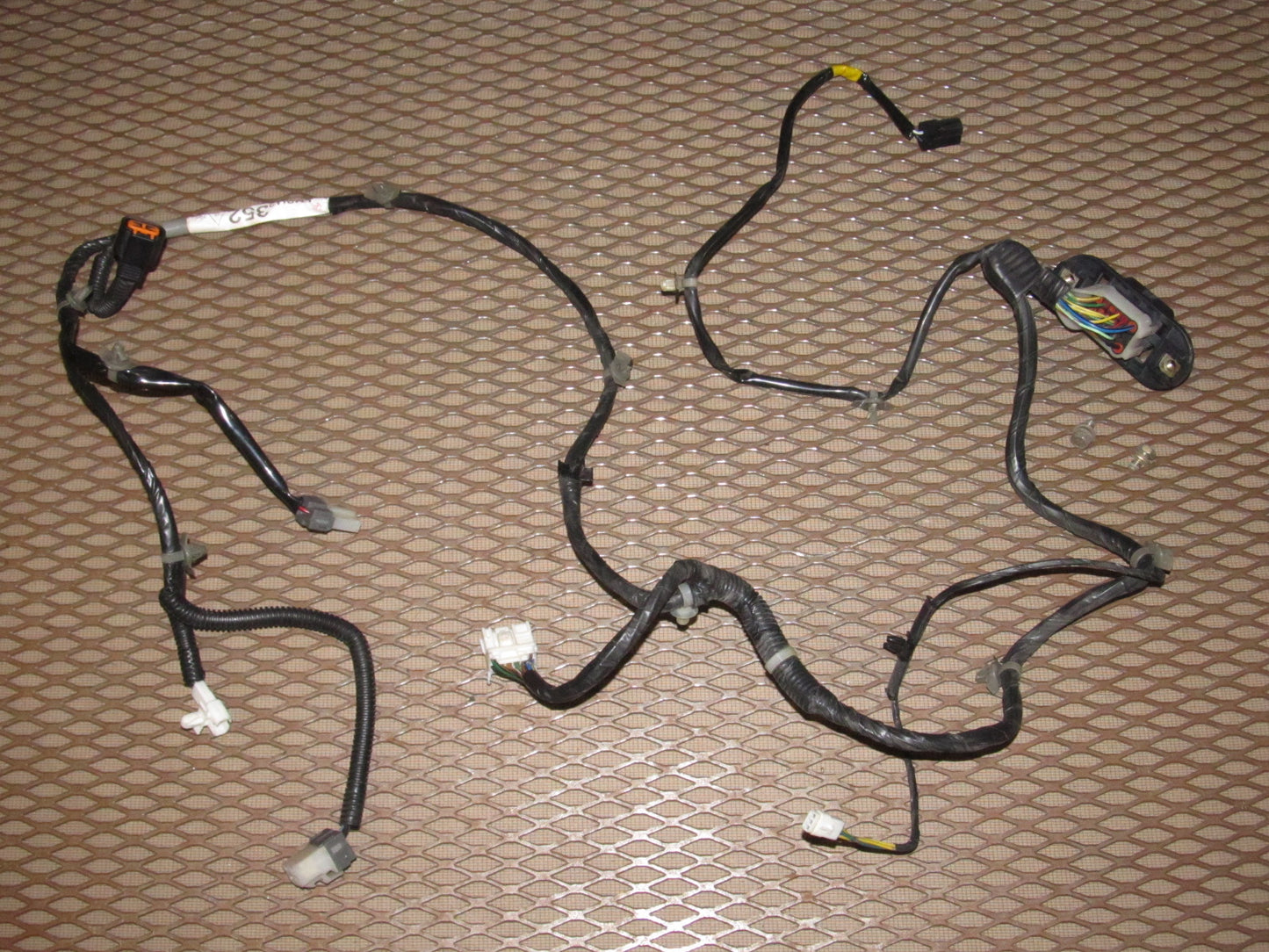94 95 96 97 Mitsubishi 3000GT OEM Front Door Wiring Harness - Left