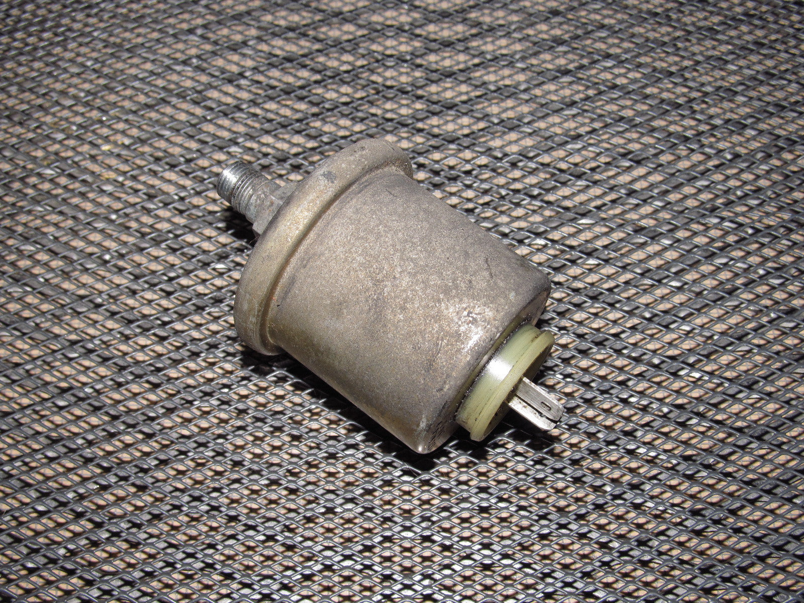 79 80 Datsun 280zx OEM Engine Oil Pressure Switch