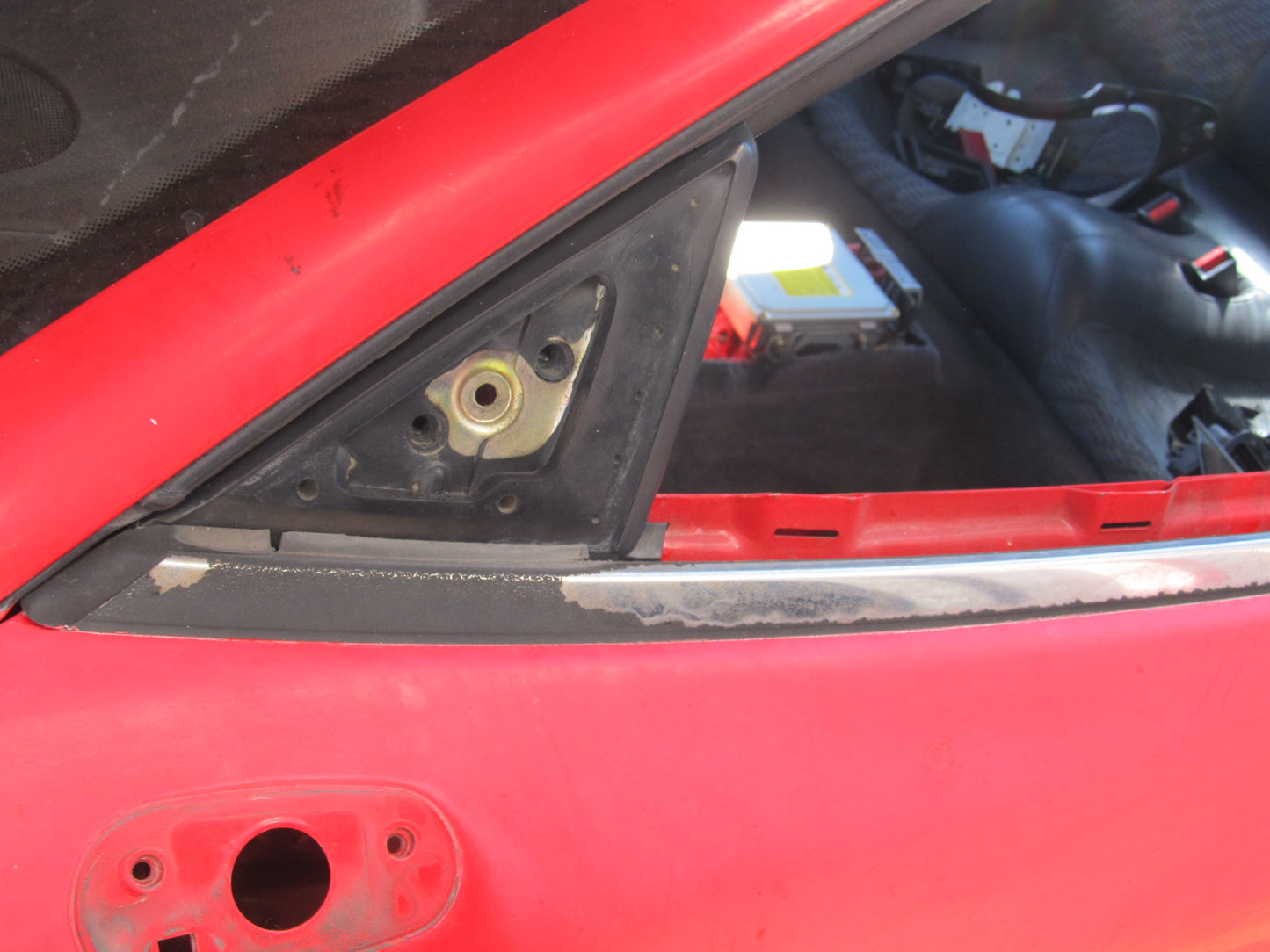 94 95 96 97 Mitsubishi 3000GT OEM Exterior Side Mirror Door Mounting Bracket - Left