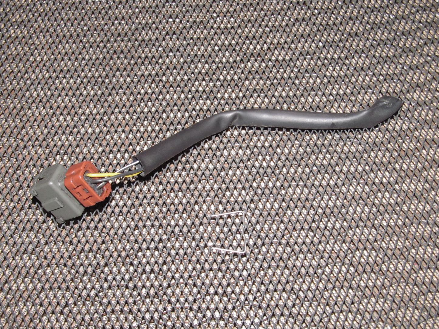 94 95 96 97 Mitsubishi 3000GT OEM A/T Speed Sensor Pigtail Harness - DOHC NA