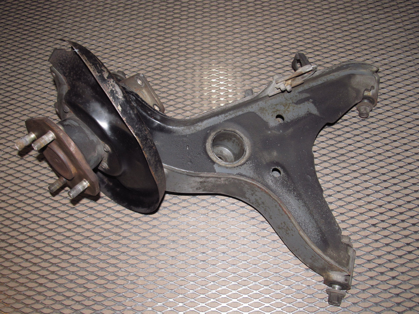 79 80 Datsun 280zx OEM Rear Spindle & Hub Assembly - Left