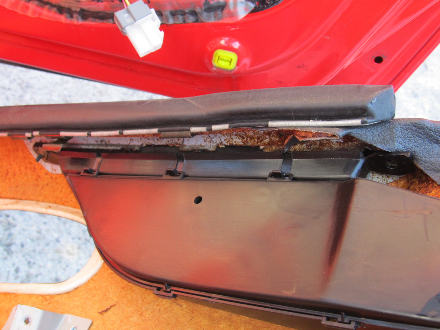 94 95 96 97 Mitsubishi 3000GT OEM Front Door Panel Window Defroster Vent - Right