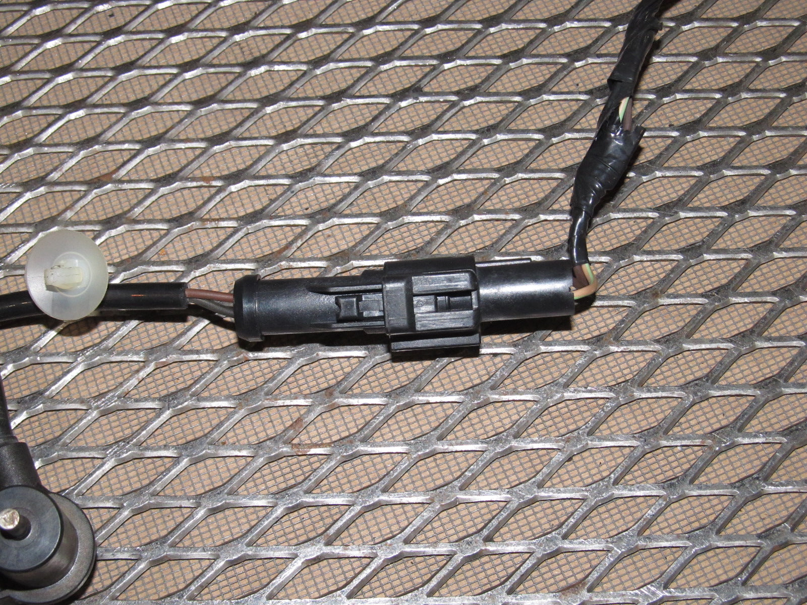 99-04 Ford Mustang OEM Rear ABS Anti Lock Brake Sensor Pigtail Harness  - Right