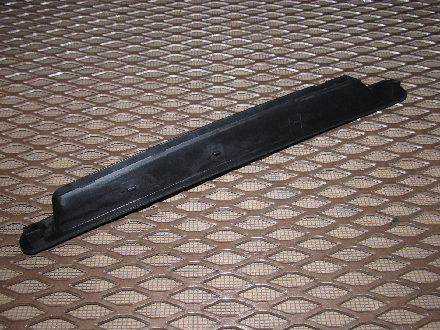 94 95 96 97 Mitsubishi 3000GT OEM Front Door Panel Window Defroster Vent - Right