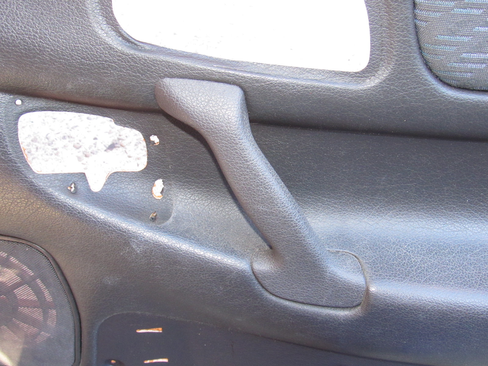 94 95 96 97 Mitsubishi 3000GT OEM Front Interior Door Panel Pull Handle - Right