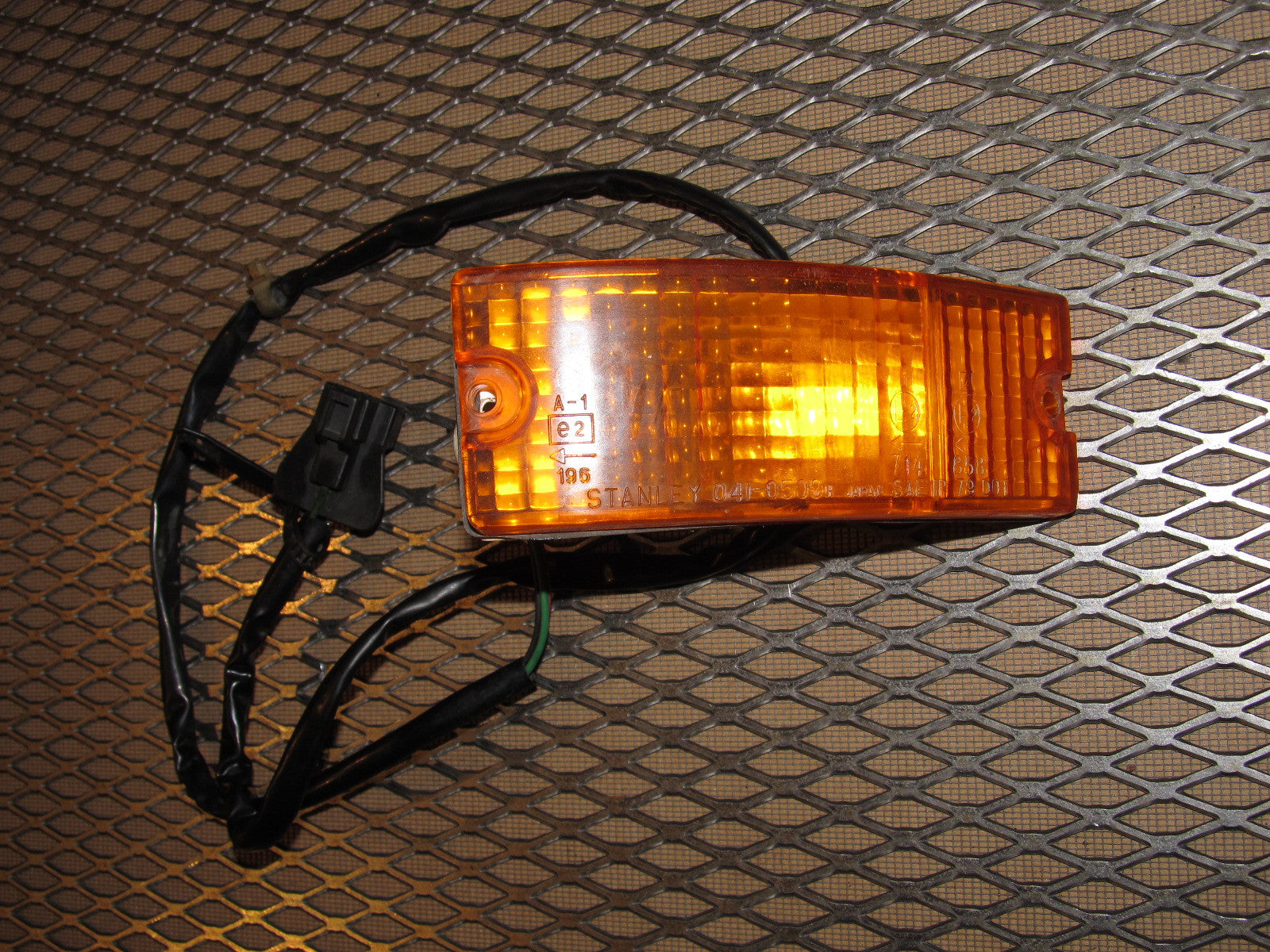 84 85 Mazda RX7 OEM Front Signal Light - Right