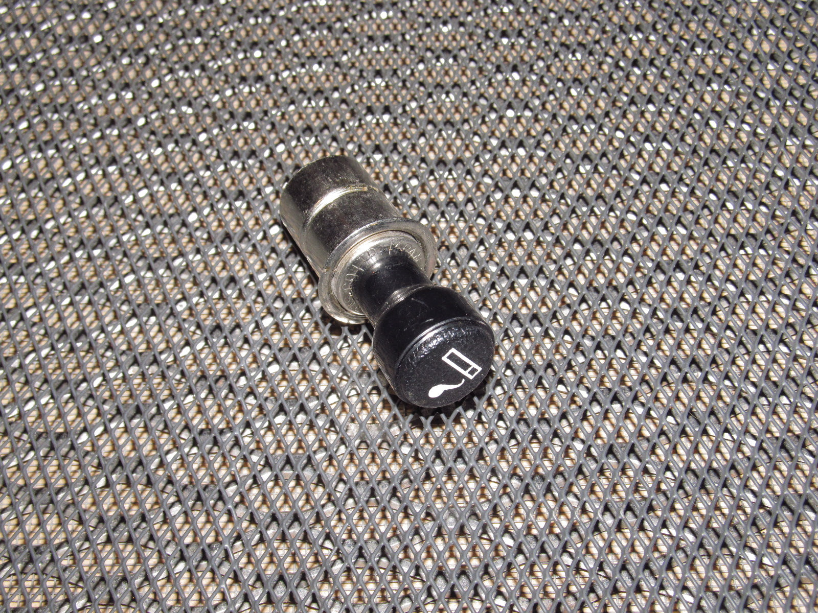 1987-1989 Nissan 300zx 12 Volt Lighter