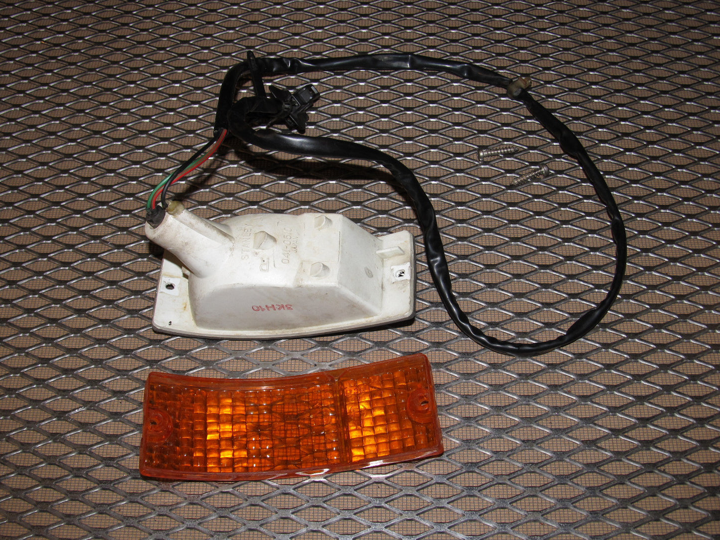 84 85 Mazda RX7 OEM Front Signal Light - Right