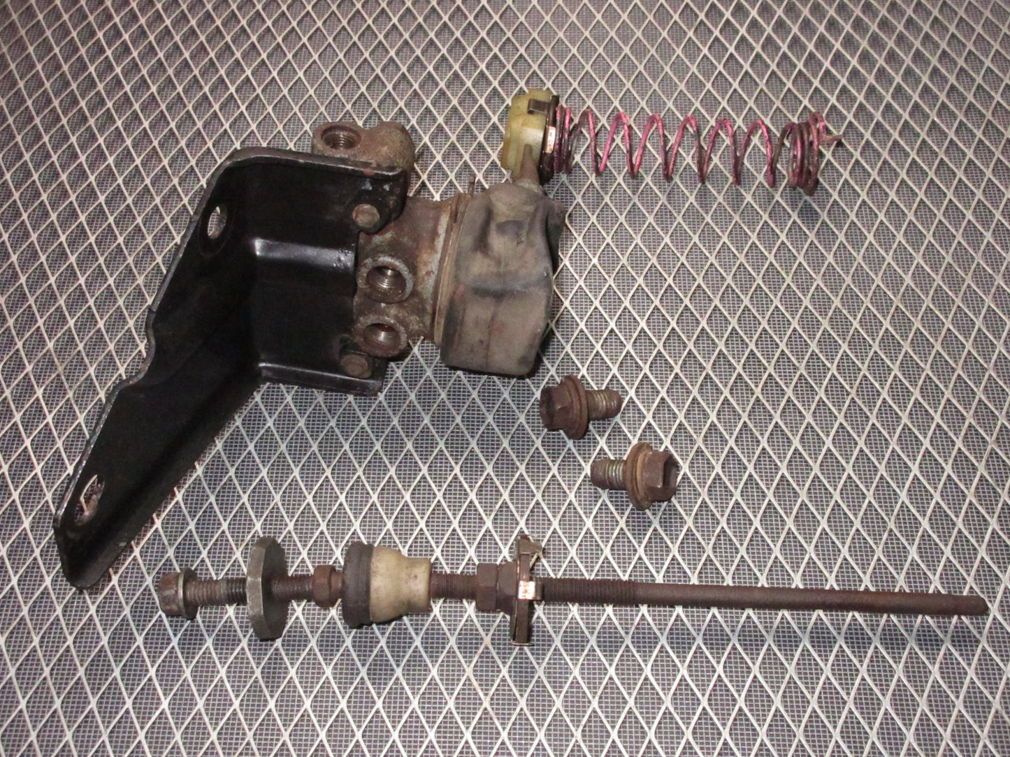 92 93 Lexus ES300 OEM Brake Proportional Valve