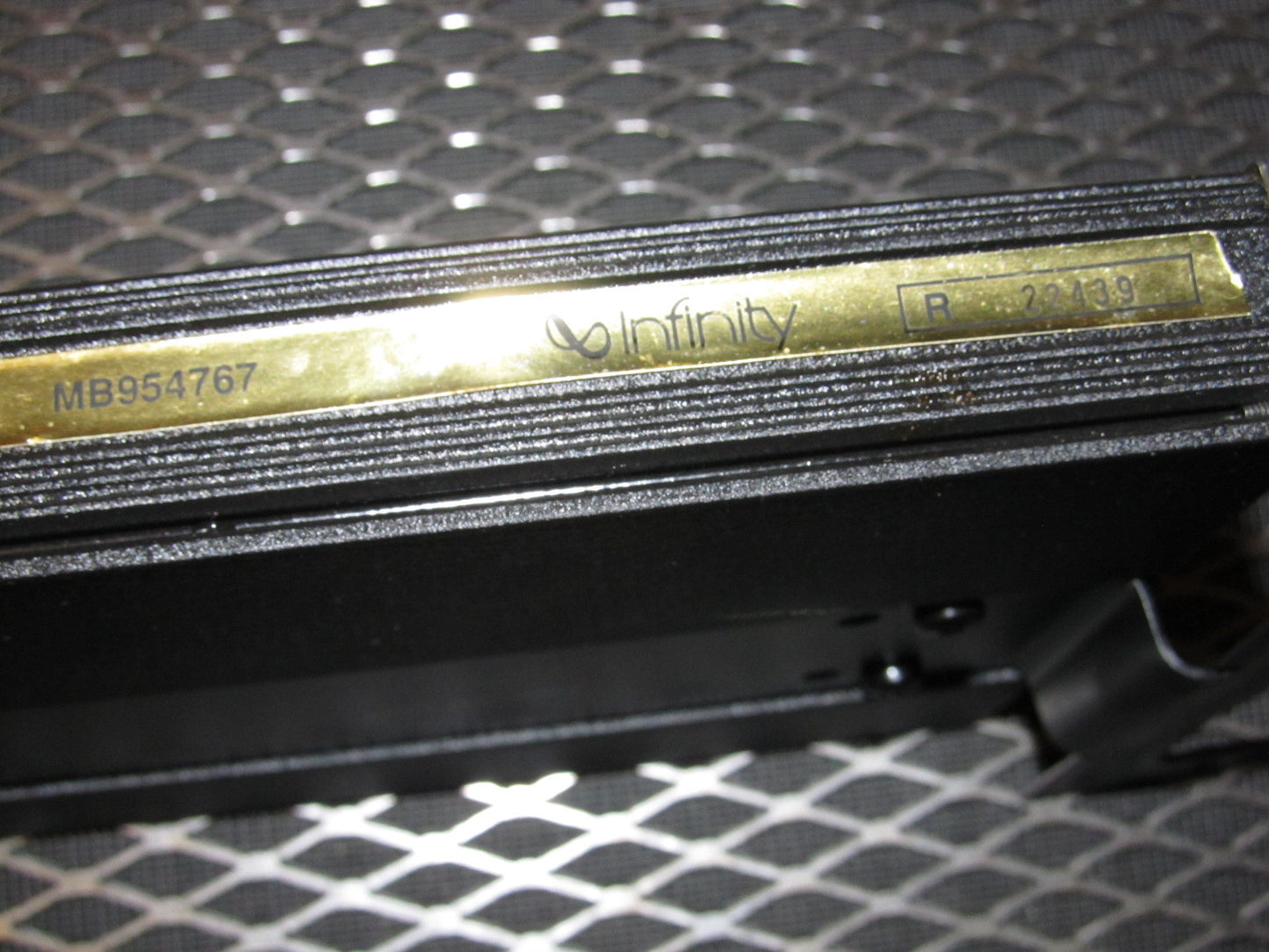 94 95 96 97 Mitsubishi 3000GT OEM Infinity Stereo Amplifer