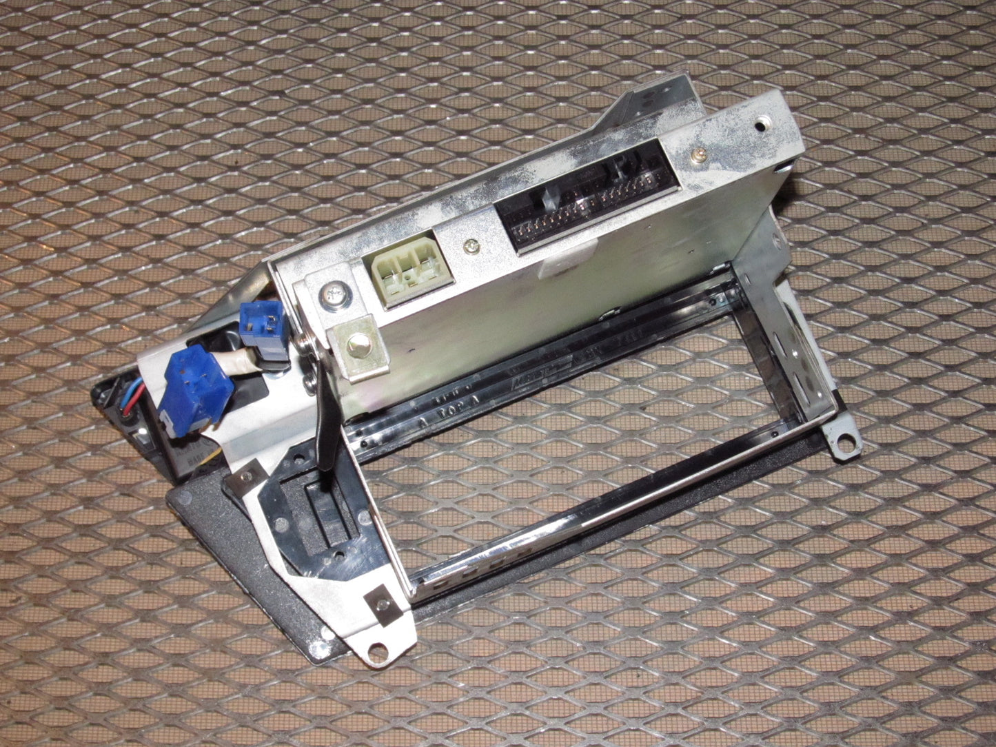 87 88 89 Nissan 300zx Climate Control & Stereo Bracket