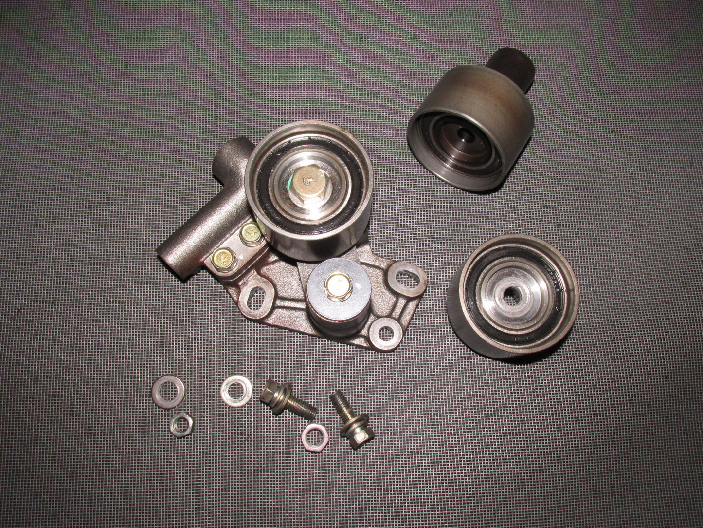 90 91 92 93 94 95 96  Nissan 300zx OEM Tensioner & Tension Pulley Set