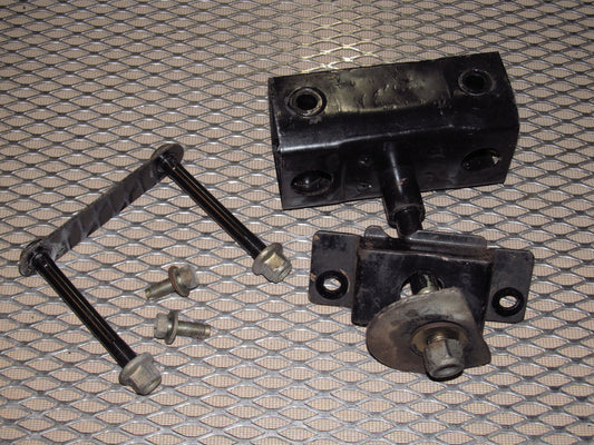 79 80 Datsun 280zx OEM Differential Mount