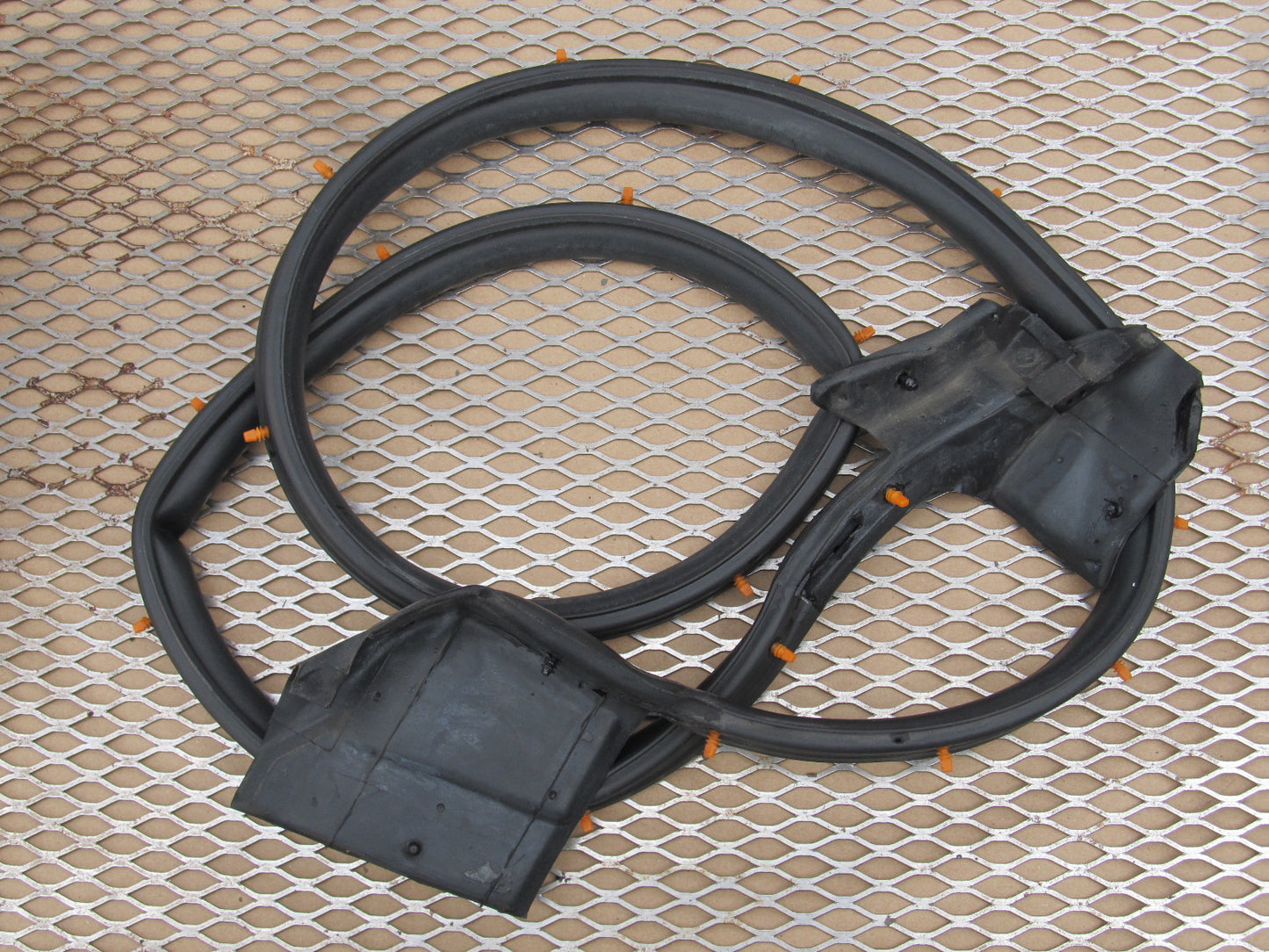 94 95 96 97 Mitsubishi 3000GT OEM Door Rubber Seal Weather Stripping - Right