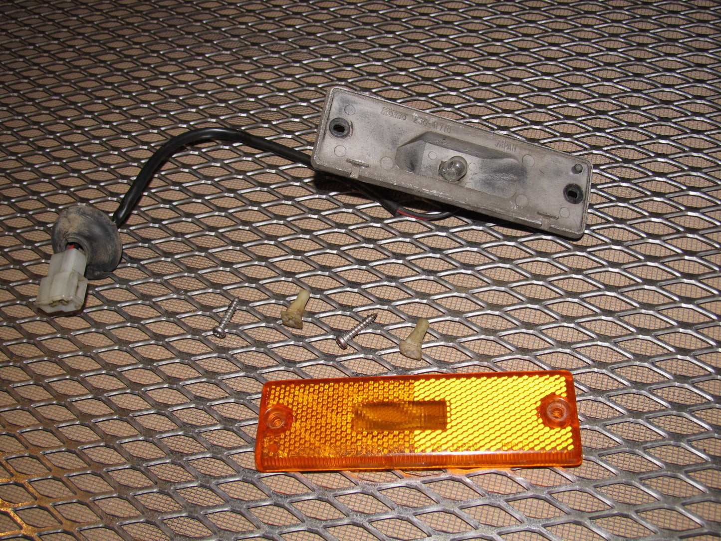 84 85 Mazda RX7 OEM Side Marker - Front Right