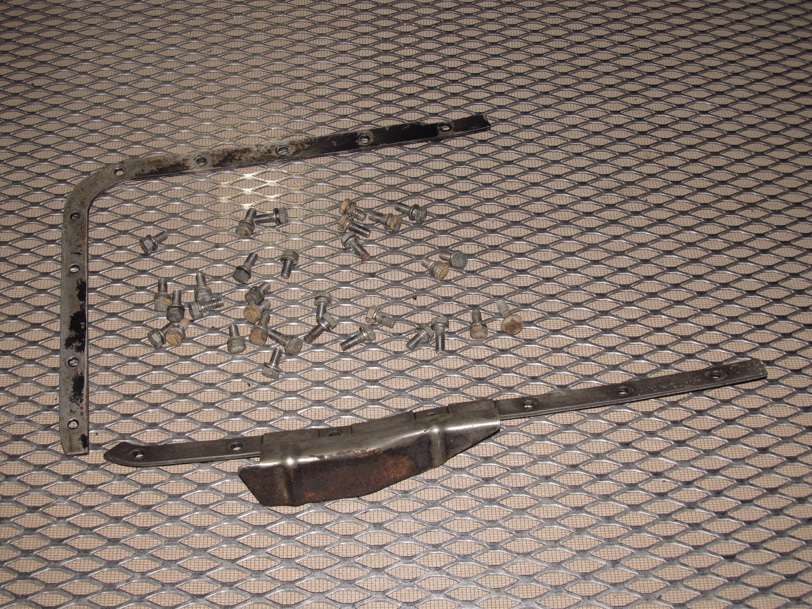79 80 Datsun 280zx OEM Engine Oil Pan Mounting Plate & Bolt - Set