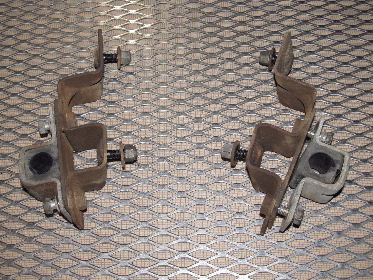 79 80 Datsun 280zx OEM Rear Stabilizer Mount - Set