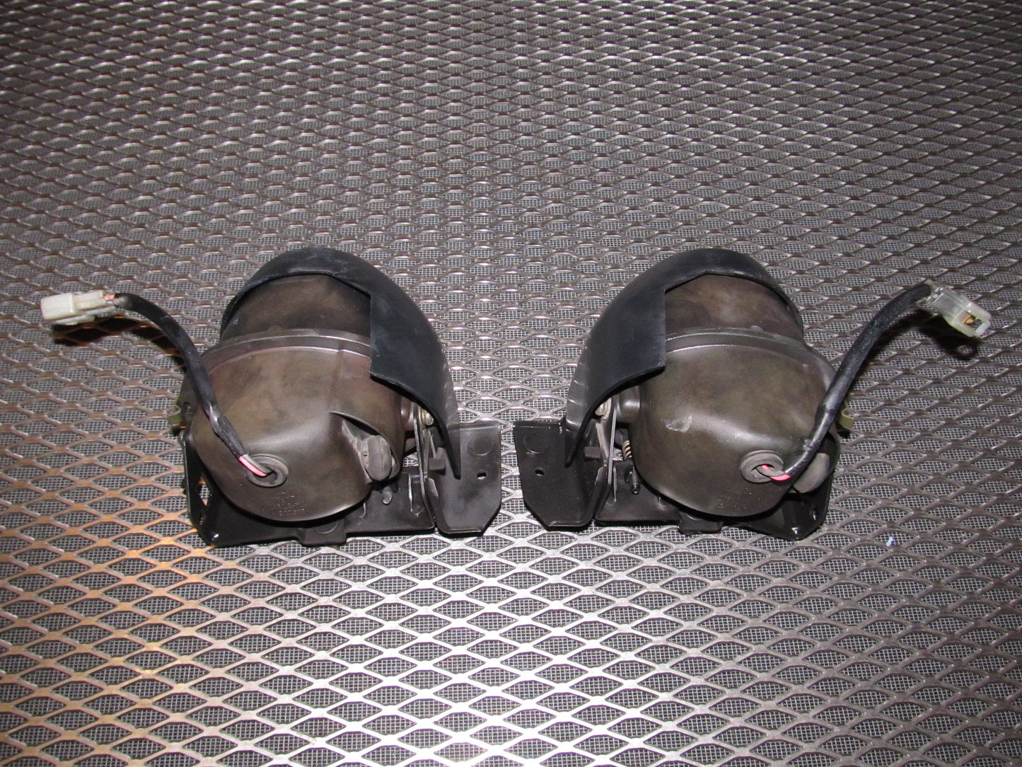 94 95 96 97 Mitsubishi 3000GT OEM Fog Light Set
