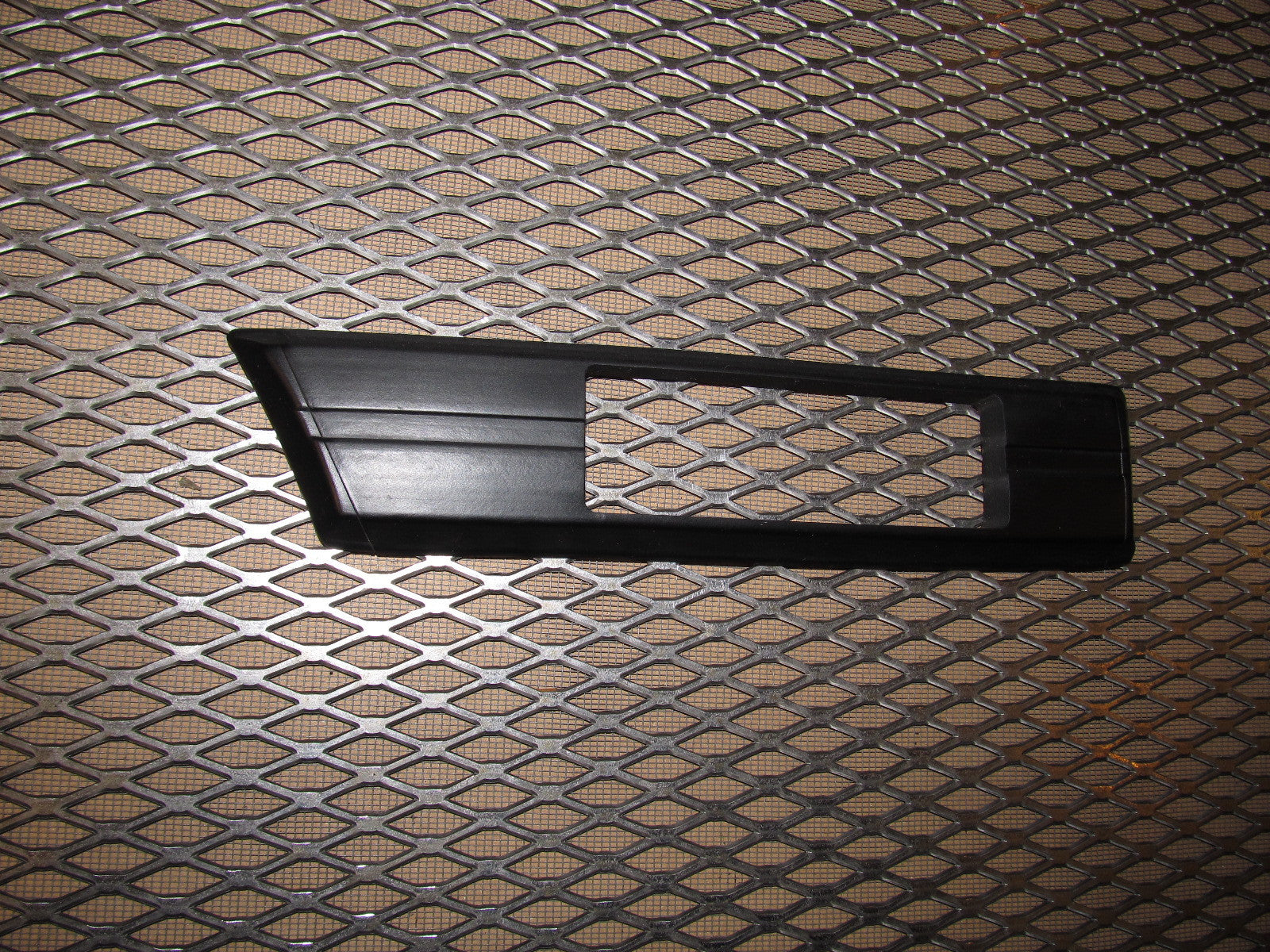 84 85 Mazda RX7 OEM Side Marker Moulding - Front Right