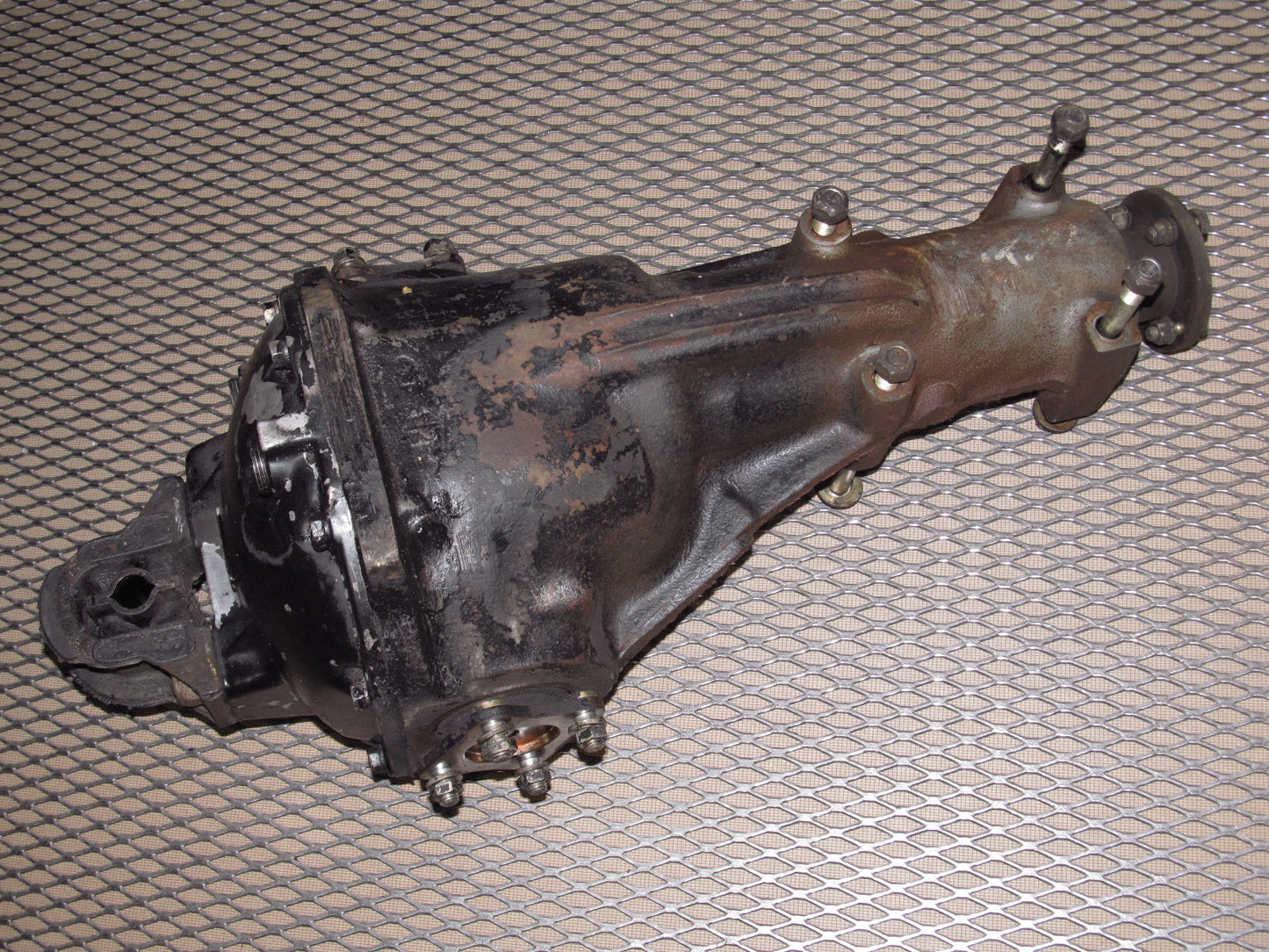 79 Datsun 280zx OEM Differential - R200 2+0 M/T 3.7