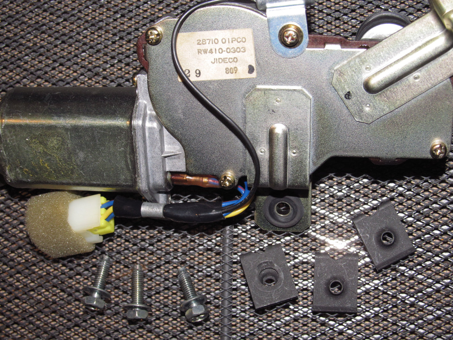 87 88 89 Nissan 300zx OEM Rear Wiper Motor