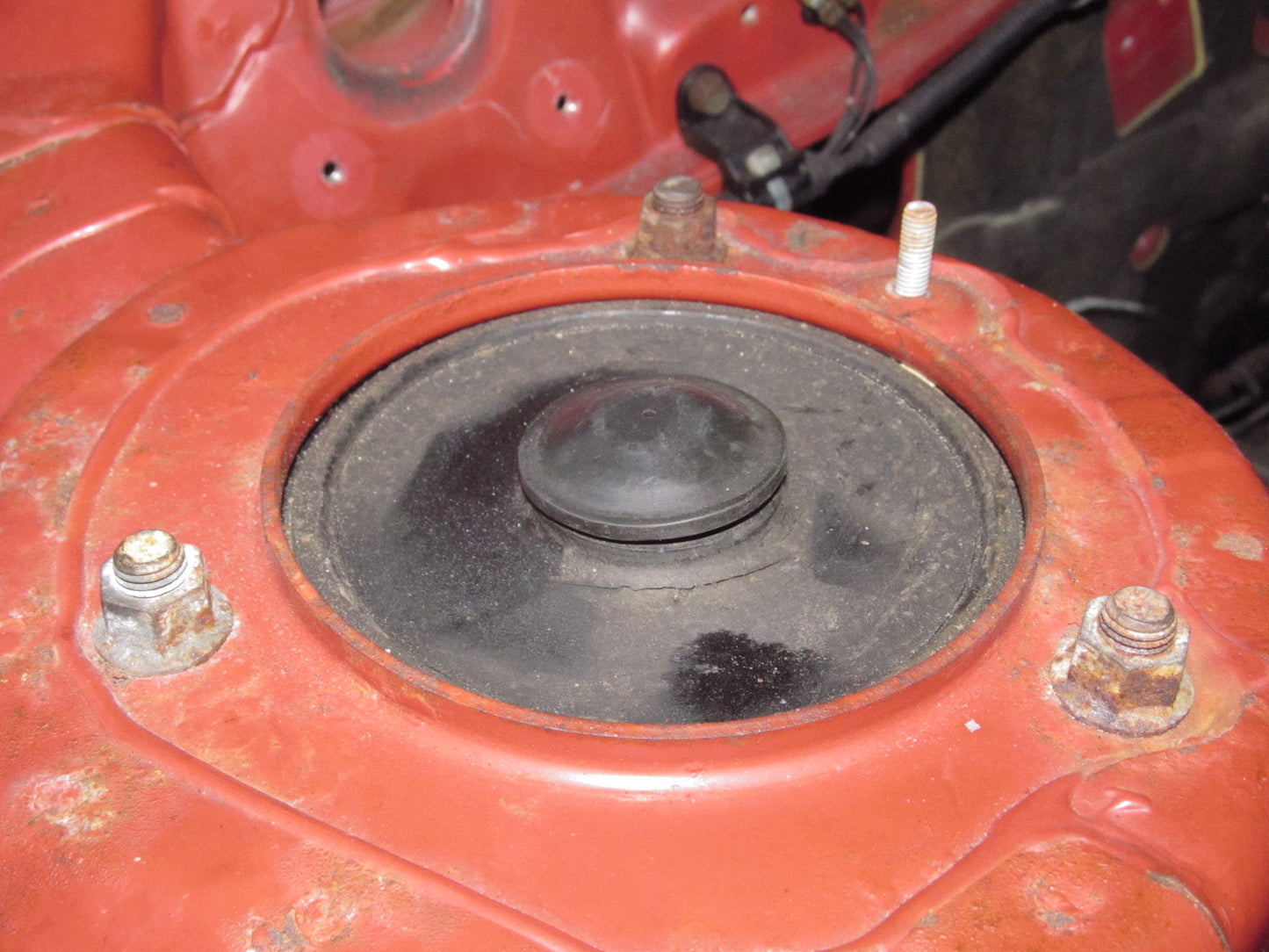 94 95 96 97 Mitsubishi 3000GT OEM Front Shock Tower Cover Cap