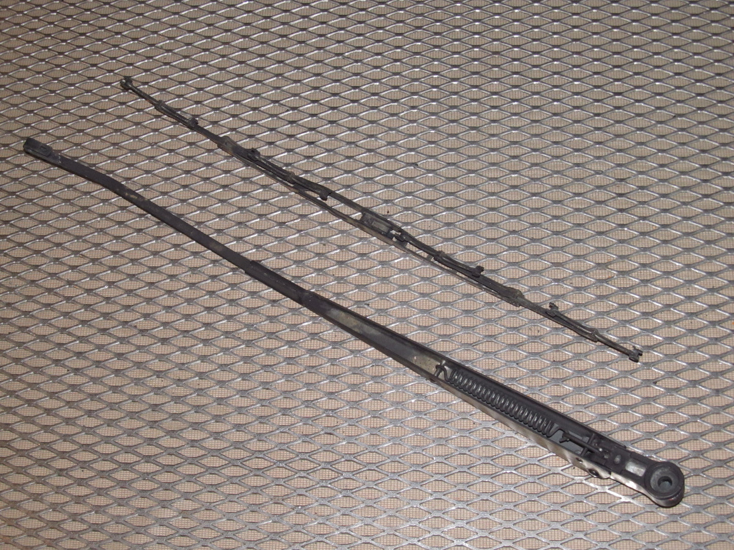 87 88 89 Nissan 300zx OEM Rear Wiper Arm