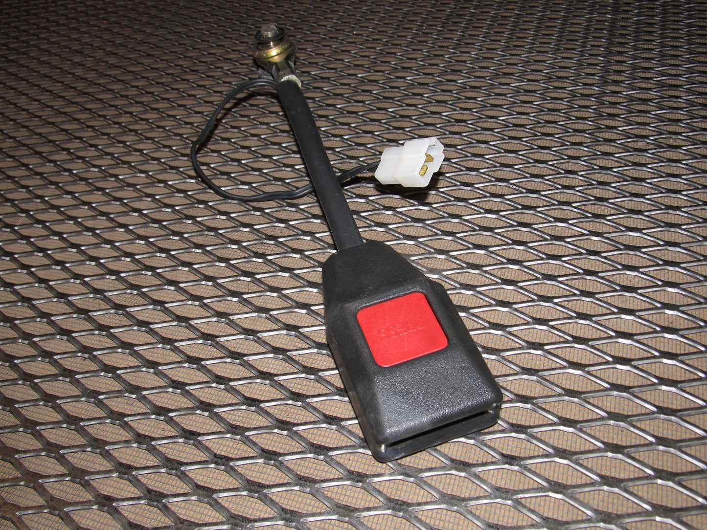 84 85 Mazda RX7 OEM Seat Belt Buckle - Front Left