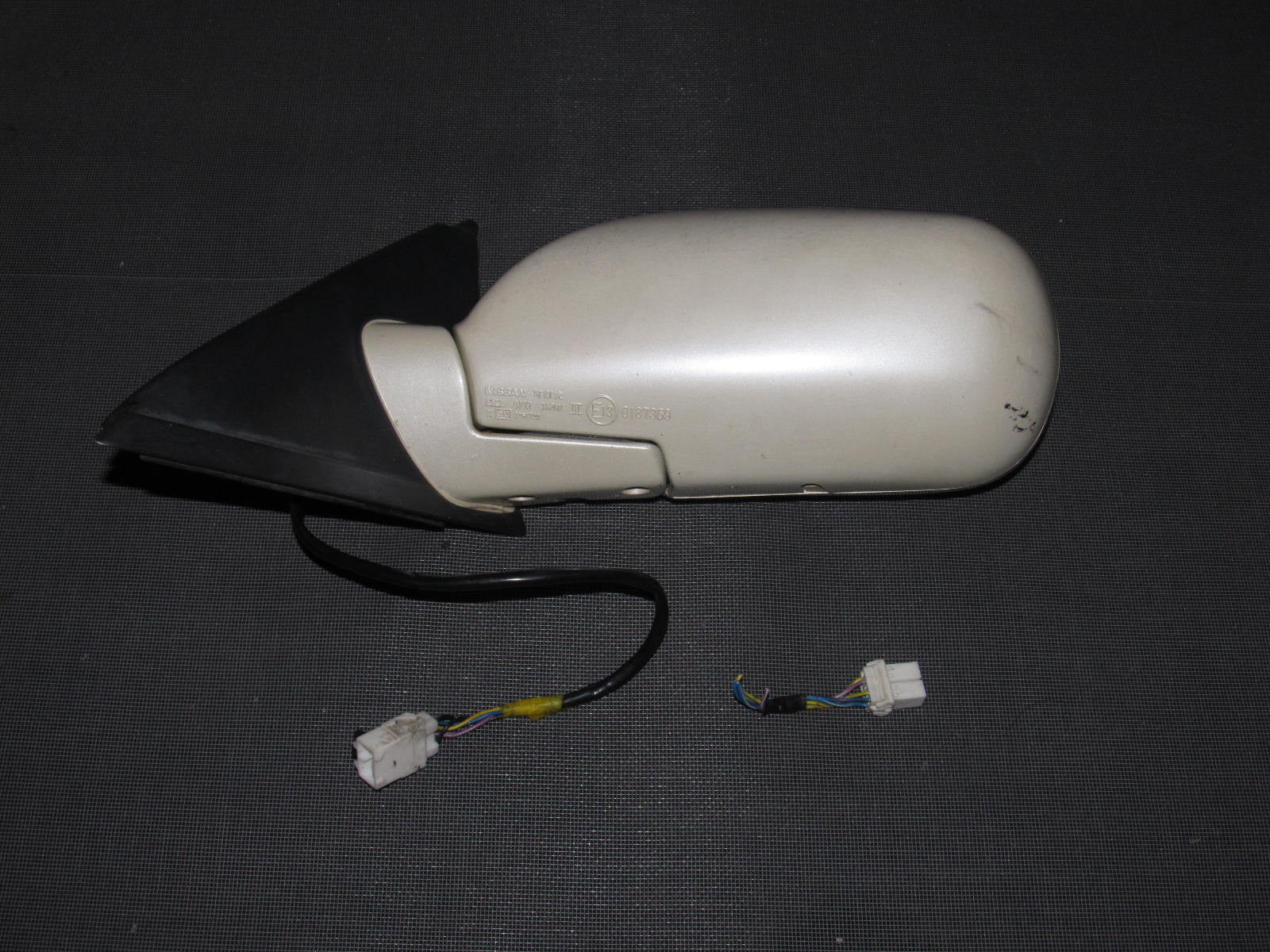 90-96 Nissan 300zx OEM Pearl White Exterior Mirror - Driver Side - Left