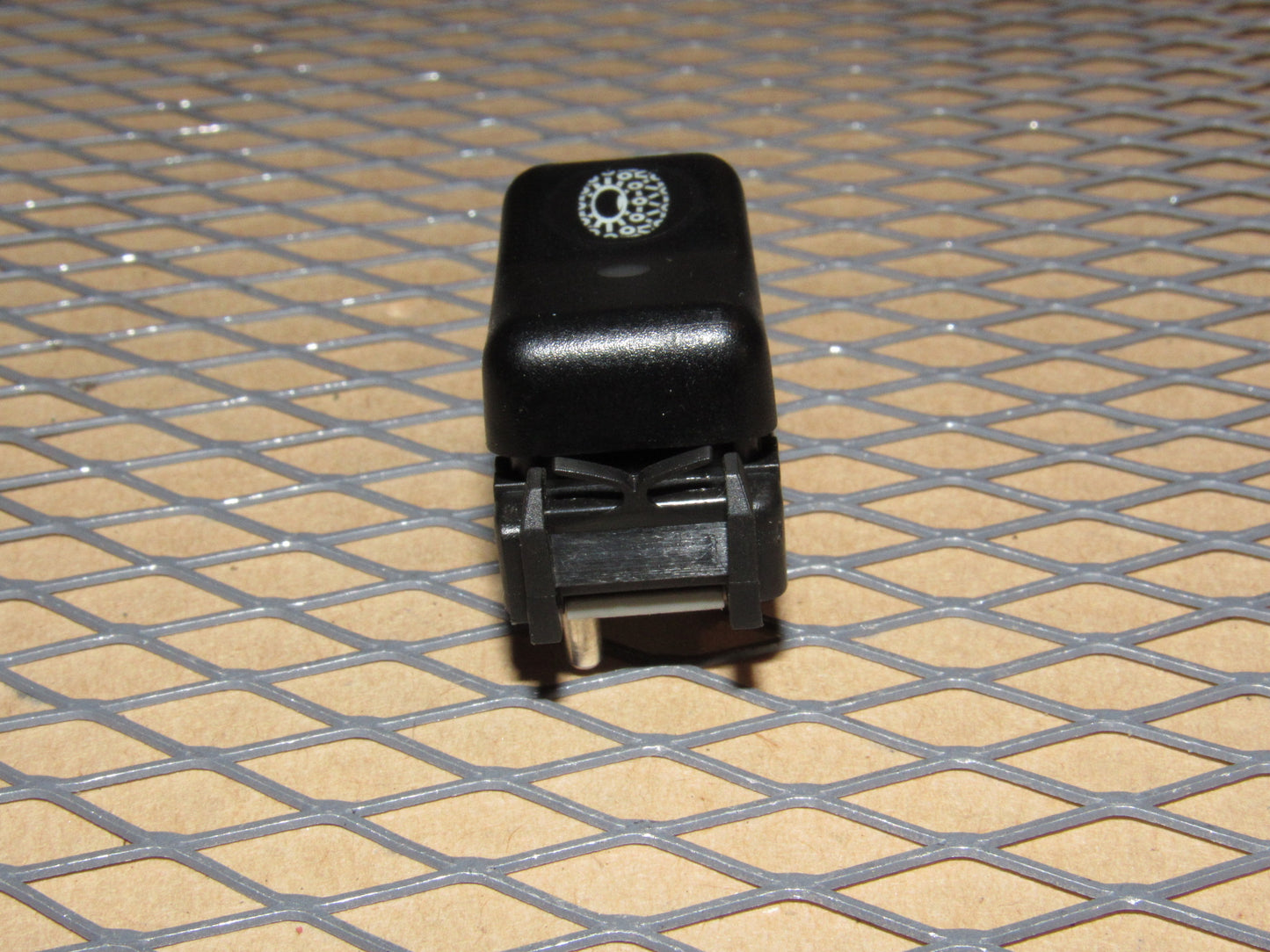 94 95 Mercedes E320 OEM Traction Switch