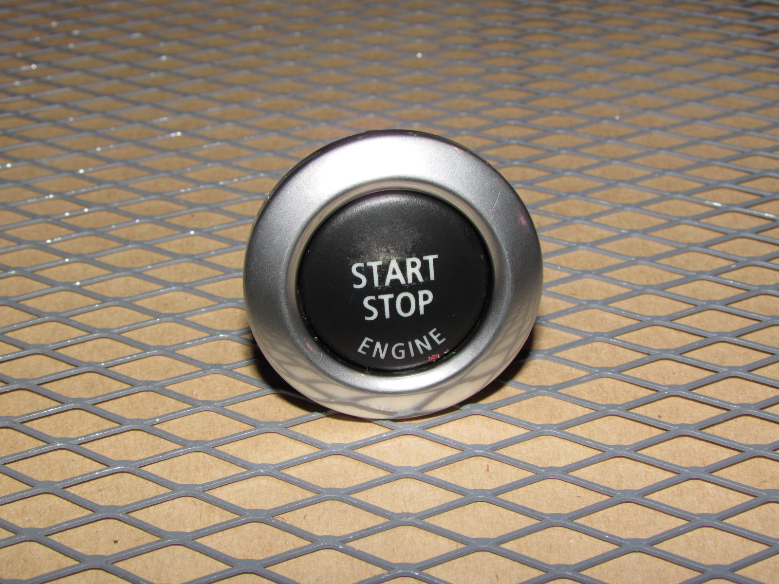 09 10 11 12 13 14 15 16 BMW Z4 OEM Engine Start Stop Button Switch