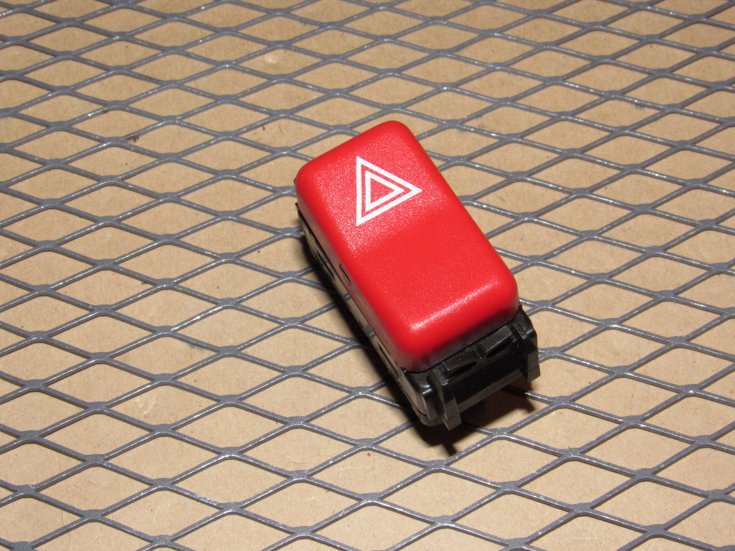 94 95 Mercedes E320 OEM Flasher Hazard Light Switch