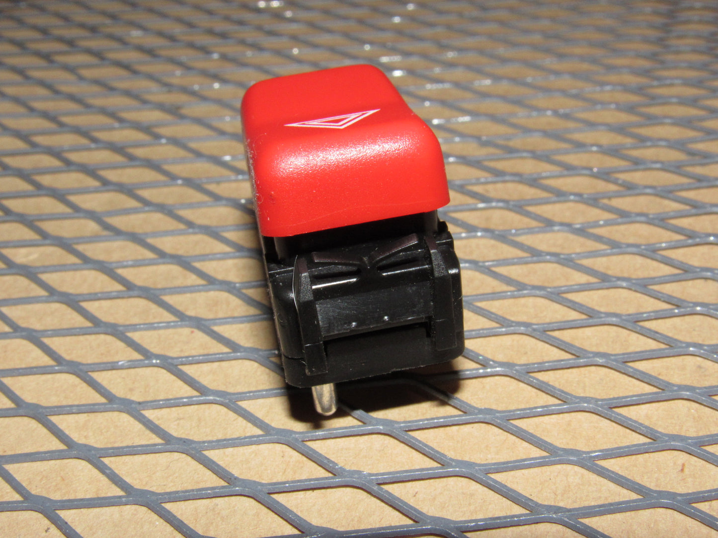 94 95 Mercedes E320 OEM Flasher Hazard Light Switch